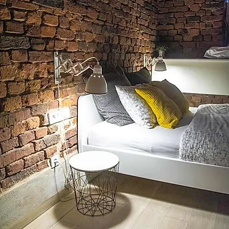 Aparthotel Lion 3*